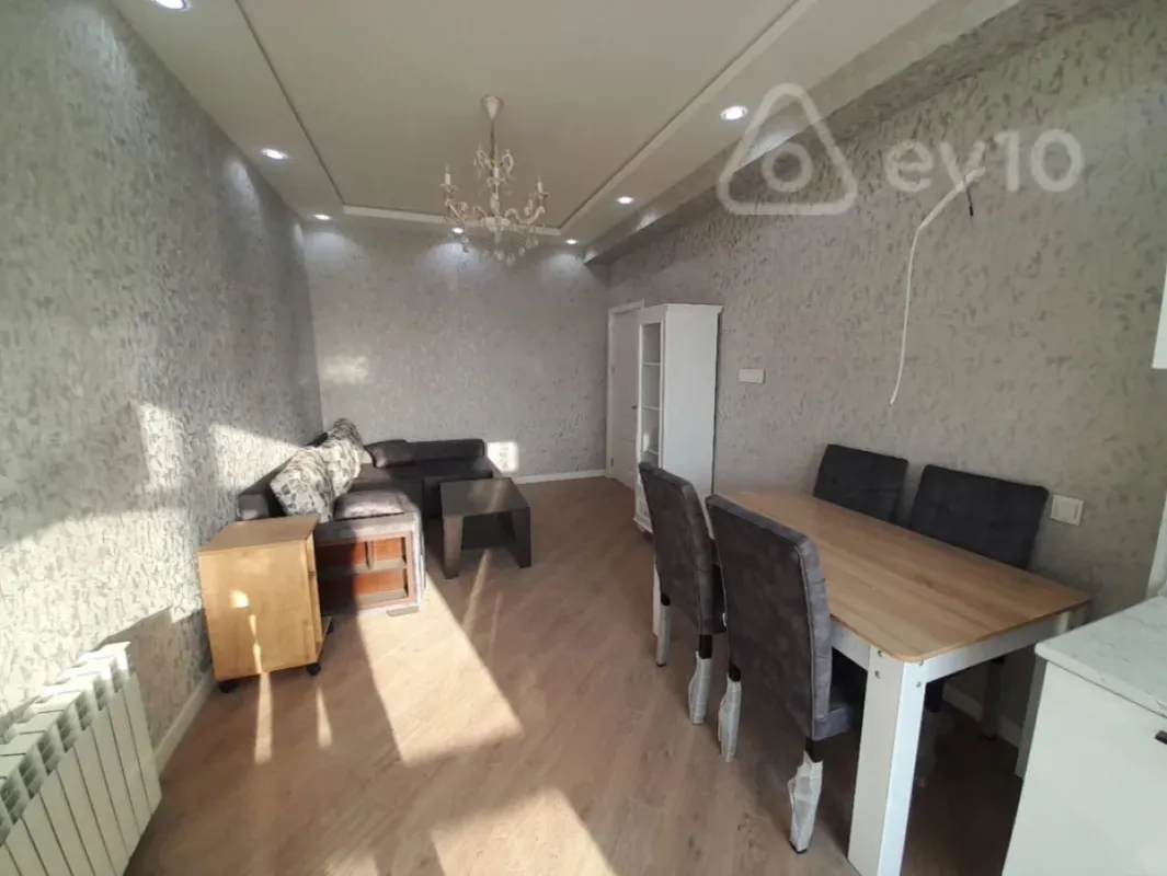 Kirayə verilir 3 otaqlı yeni tikili 70 m²