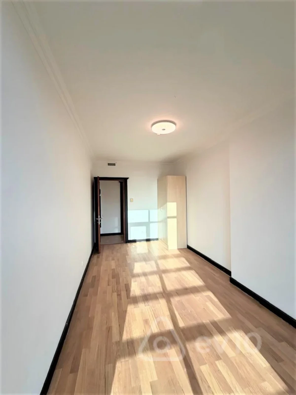 Satılır 4 otaqlı yeni tikili 183 m²