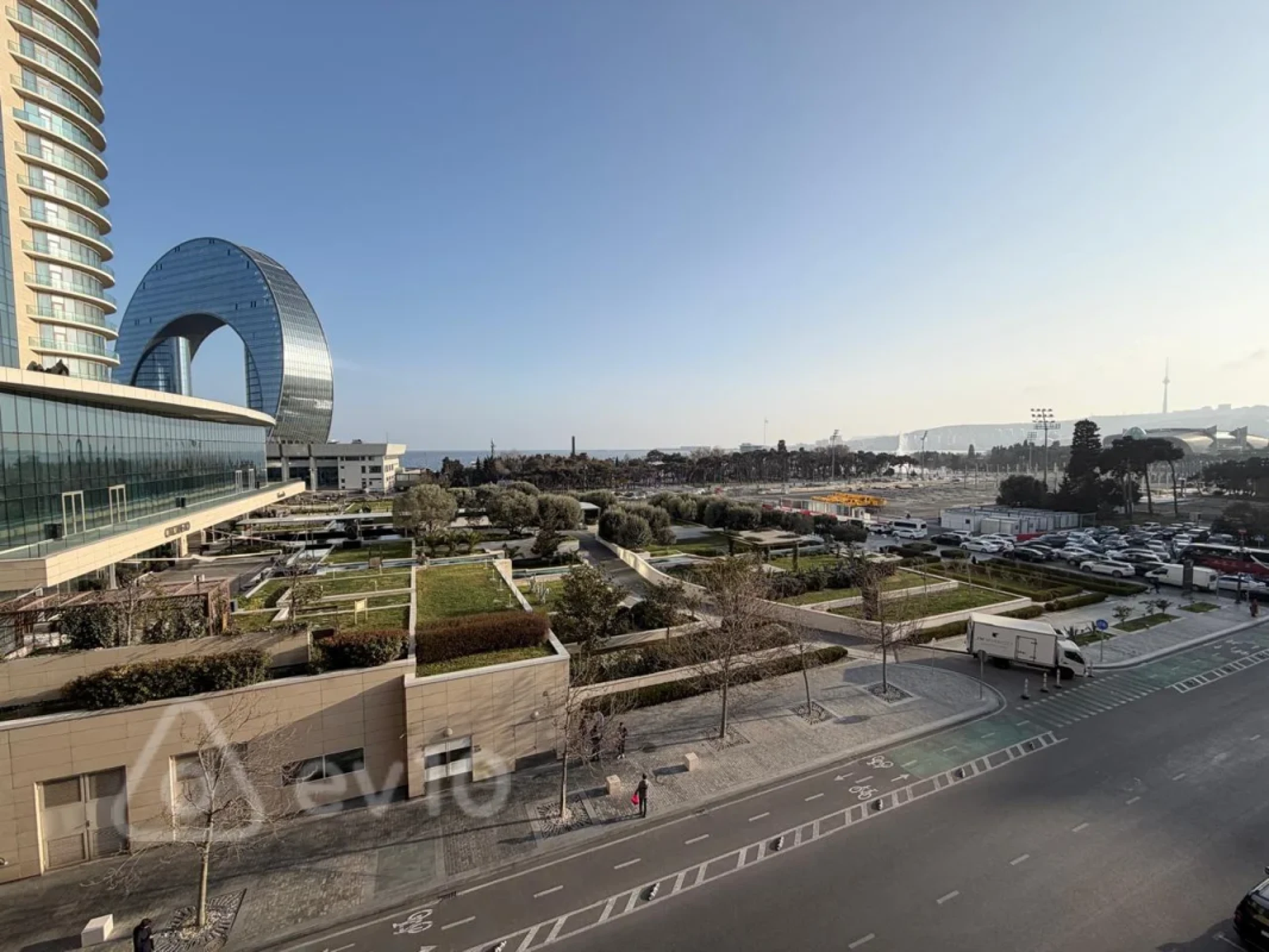 Satılır 4 otaqlı yeni tikili 183 m²