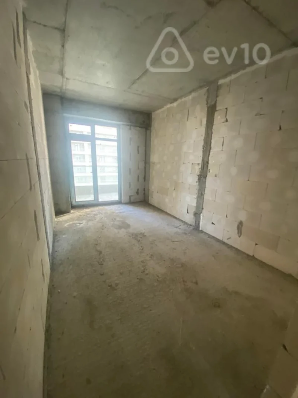 Satılır 4 otaqlı yeni tikili 175 m²
