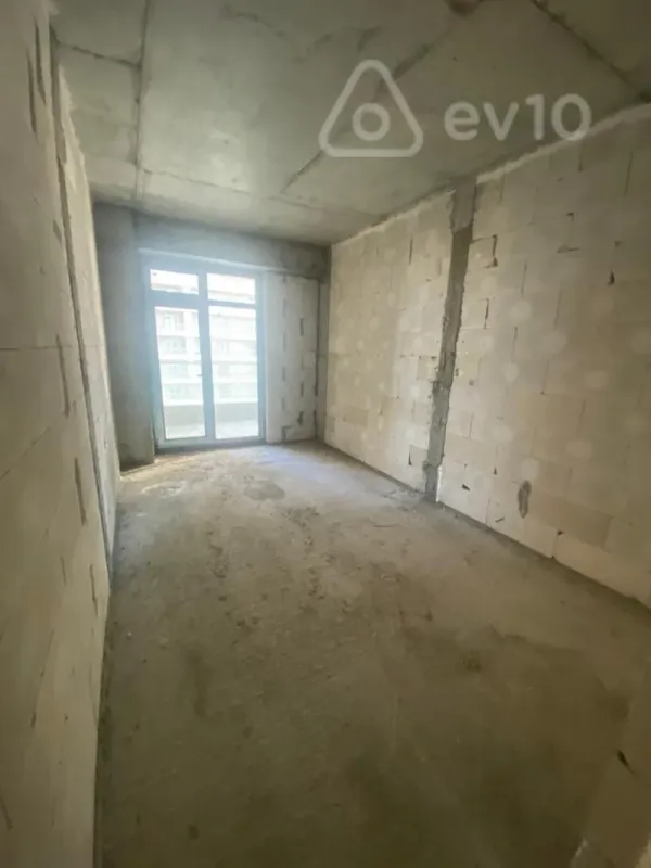 Satılır 4 otaqlı yeni tikili 175 m²