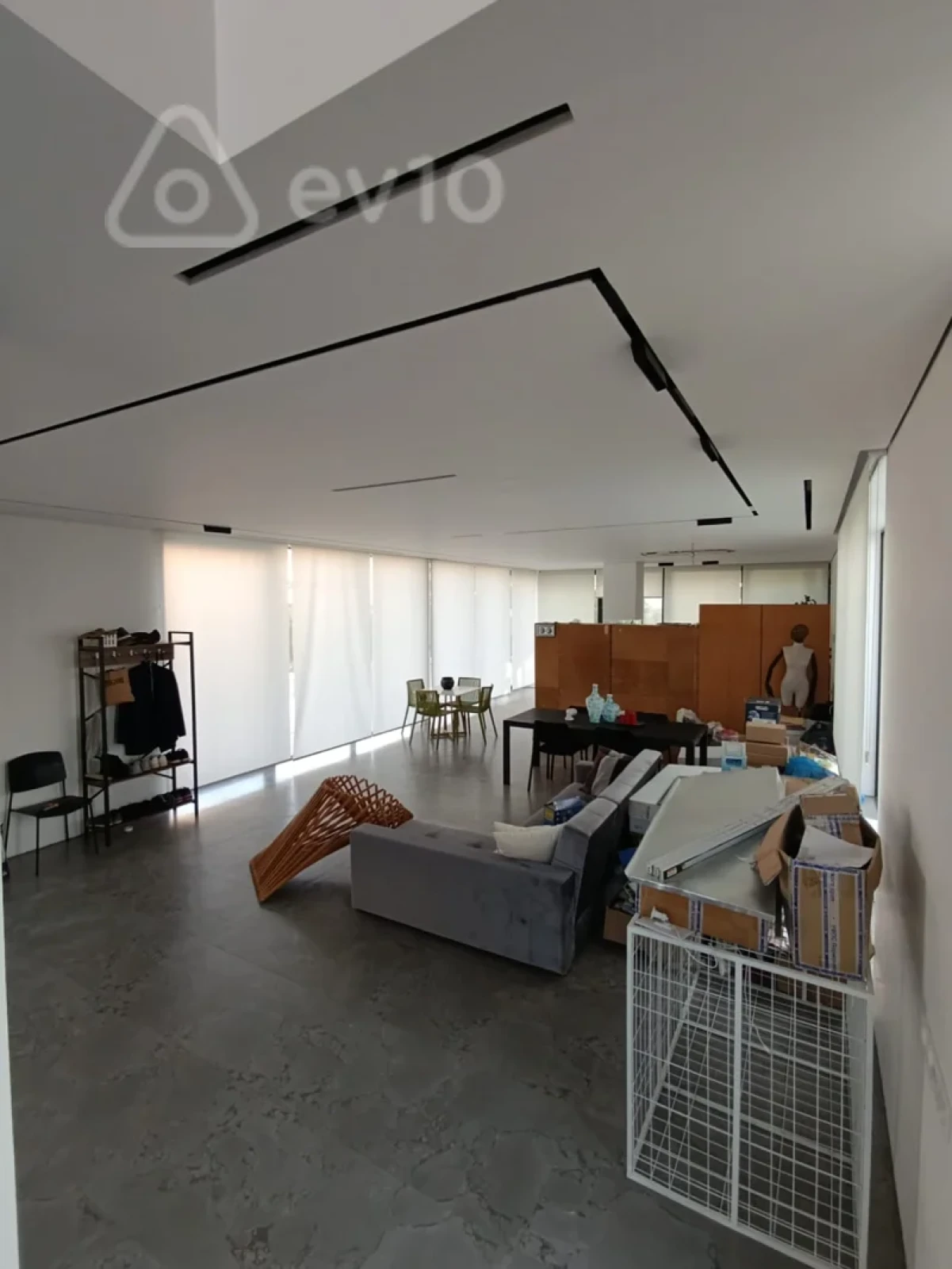 Satılır 7 otaqlı həyət evi 350 m²