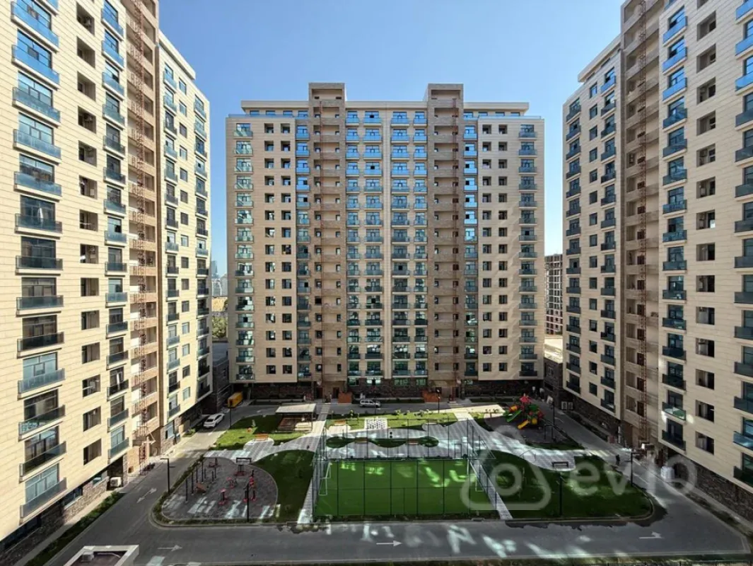 Satılır 2 otaqlı yeni tikili 92 m²