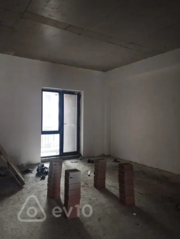 Satılır 4 otaqlı yeni tikili 186 m²