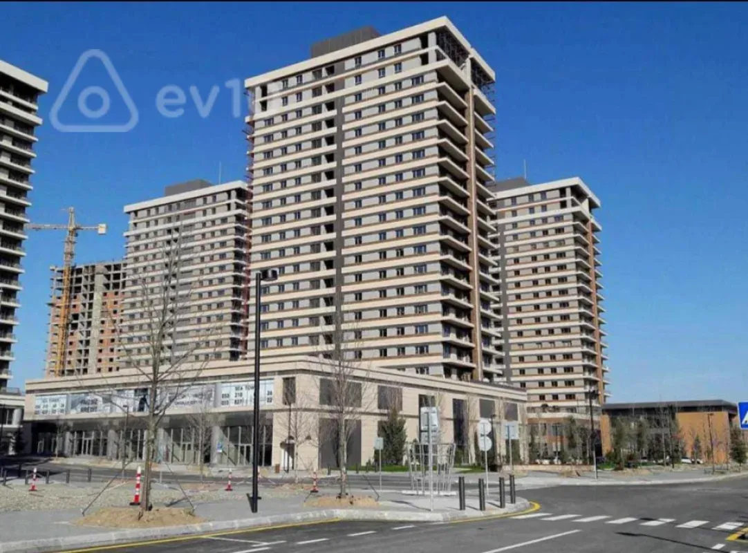 Satılır 4 otaqlı yeni tikili 186 m²