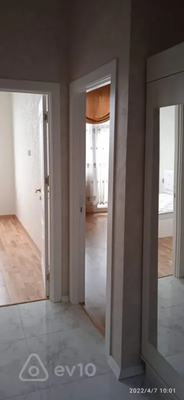 Kirayə verilir 2 otaqlı yeni tikili 46 m²