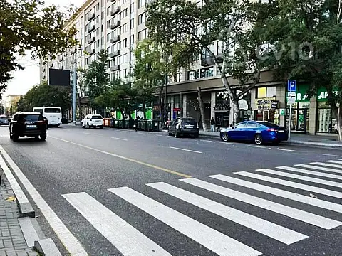 Satılır 3 otaqlı köhnə tikili 80 m² — Bakı, Nərimanov 3 otaq 80.00 m²