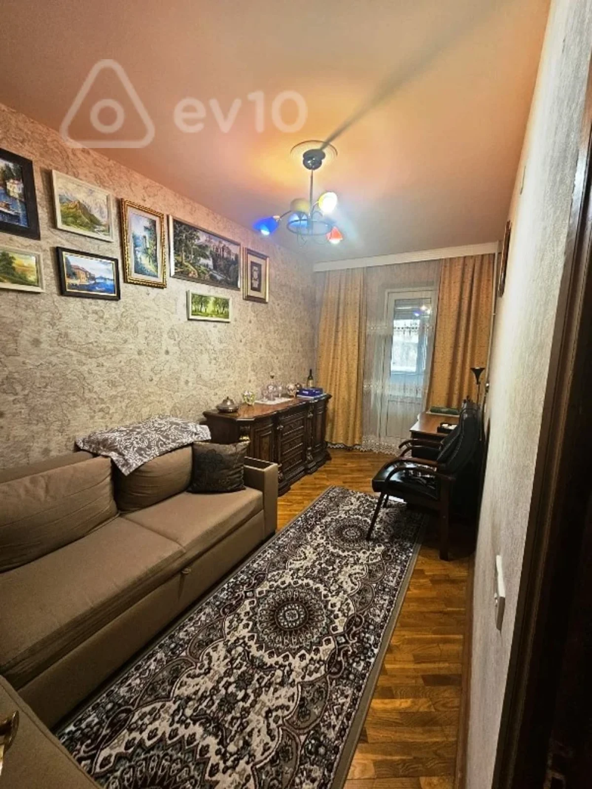 Satılır 3 otaqlı köhnə tikili 80 m²