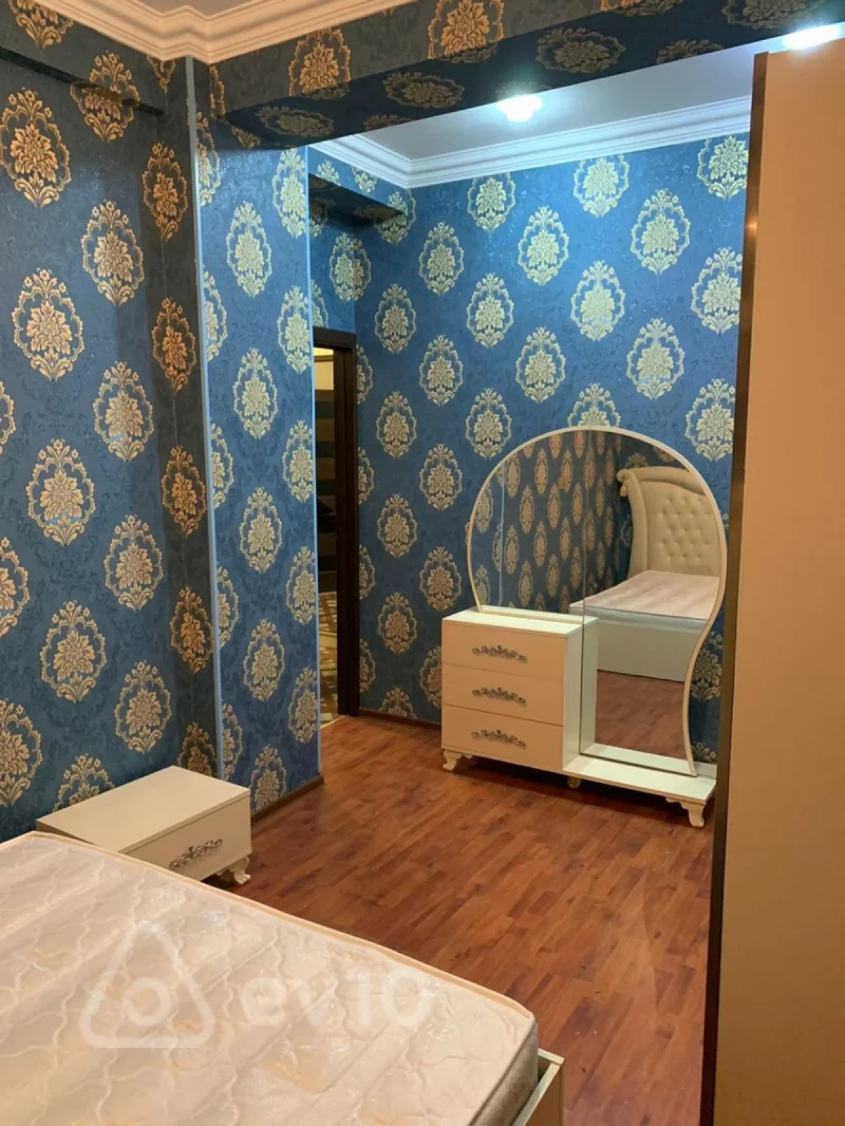 Kirayə verilir 2 otaqlı yeni tikili 65 m²