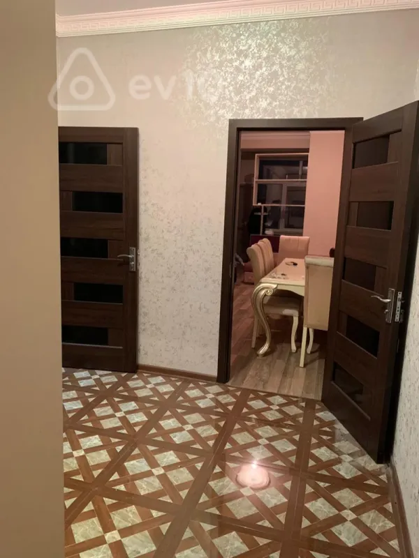 Kirayə verilir 2 otaqlı yeni tikili 65 m²