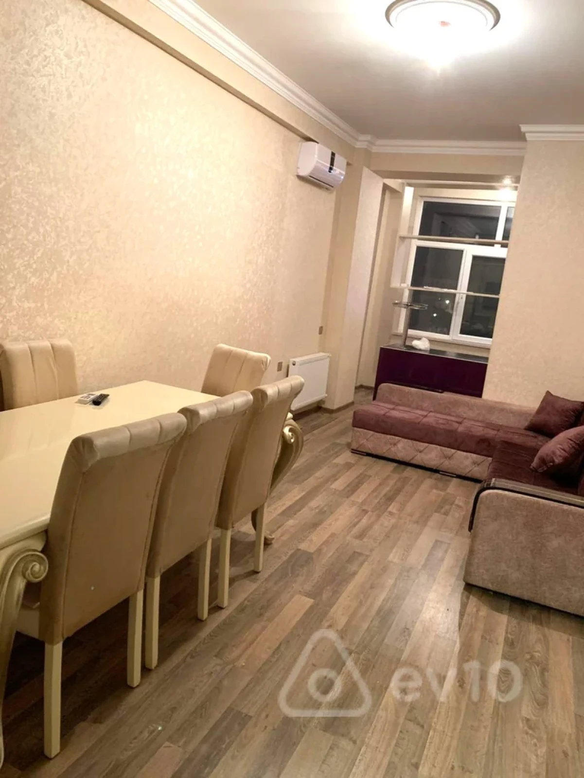 Kirayə verilir 2 otaqlı yeni tikili 65 m²
