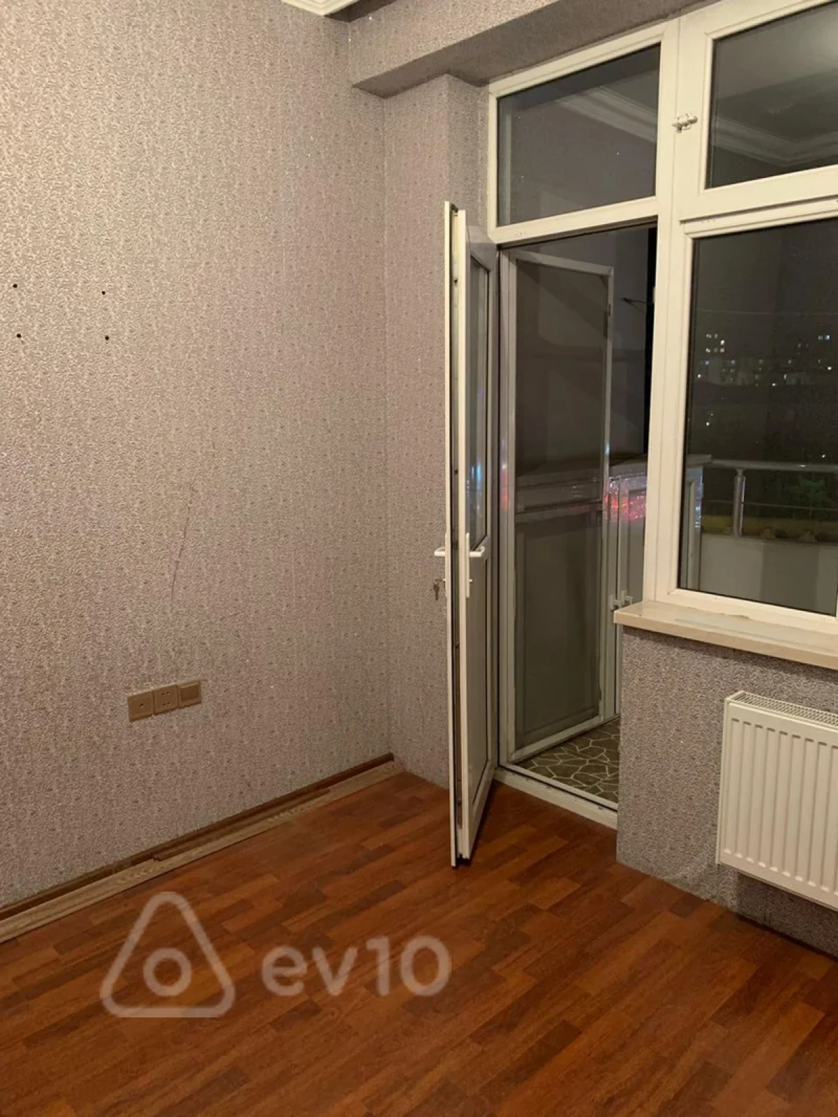 Kirayə verilir 2 otaqlı yeni tikili 65 m²