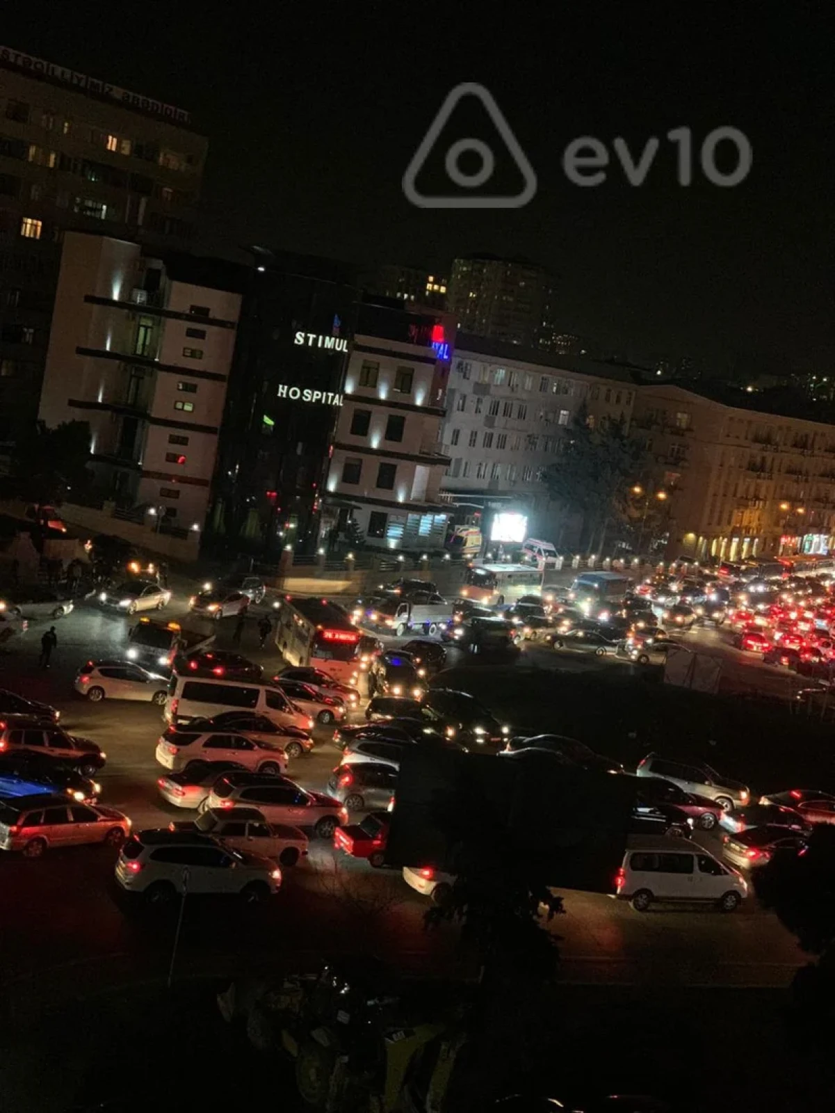 Kirayə verilir 2 otaqlı yeni tikili 65 m²