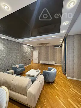 Kirayə verilir 4 otaqlı yeni tikili 180 m²