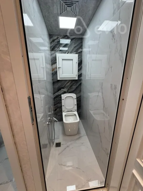 Satılır 2 otaqlı köhnə tikili 65 m²