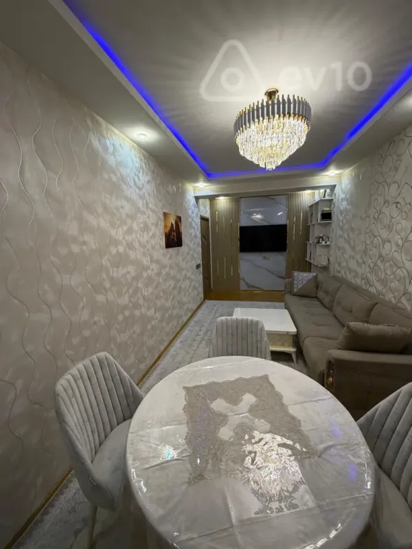 Satılır 2 otaqlı yeni tikili 78 m²