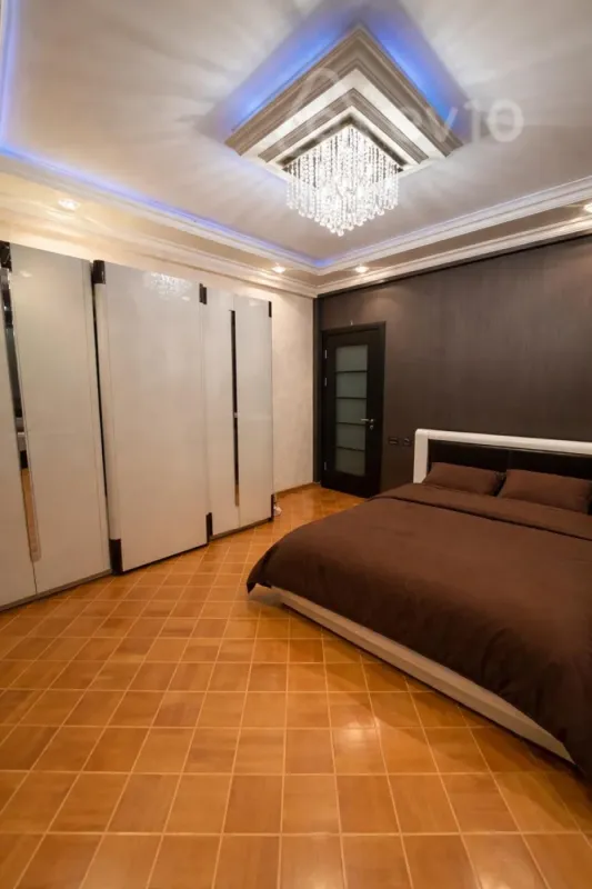 Satılır 4 otaqlı yeni tikili 147 m²