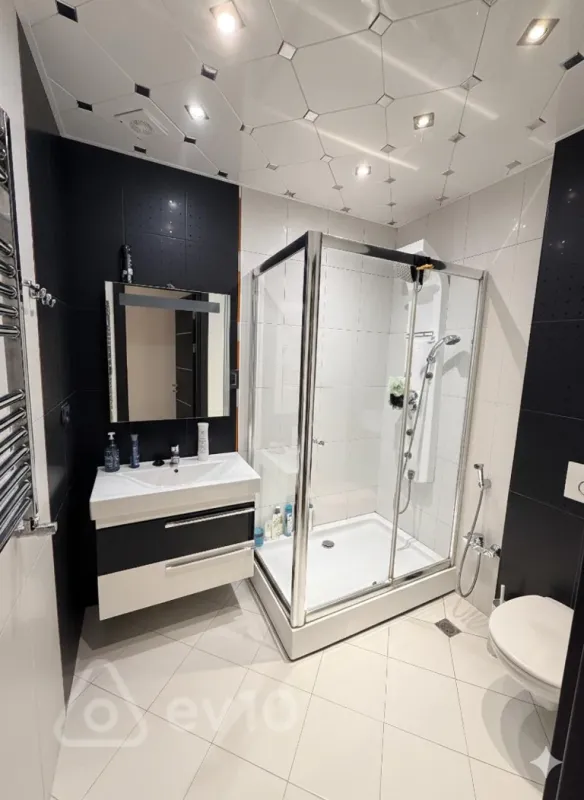 Satılır 4 otaqlı yeni tikili 147 m²