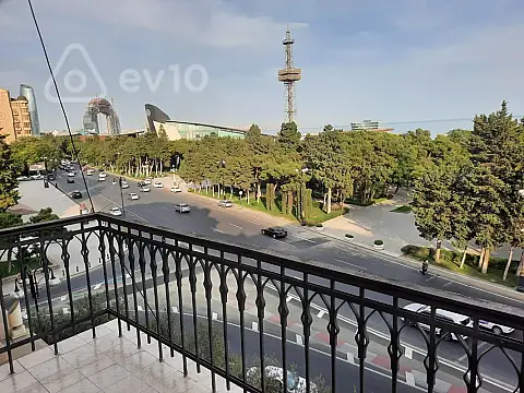 Kirayə verilir 2 otaqlı köhnə tikili 50 m² — Bakı, Səbail 2 otaq 50.00 m²
