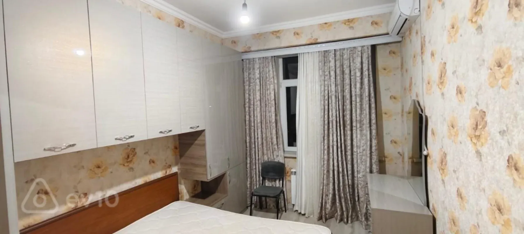 Kirayə verilir 2 otaqlı yeni tikili 65 m²