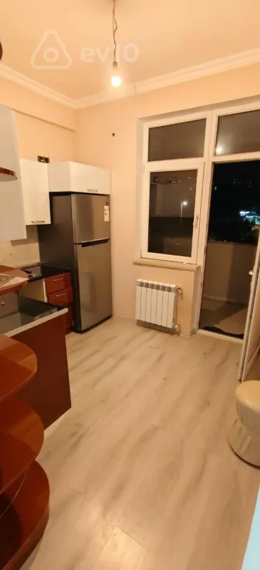 Kirayə verilir 2 otaqlı yeni tikili 65 m²