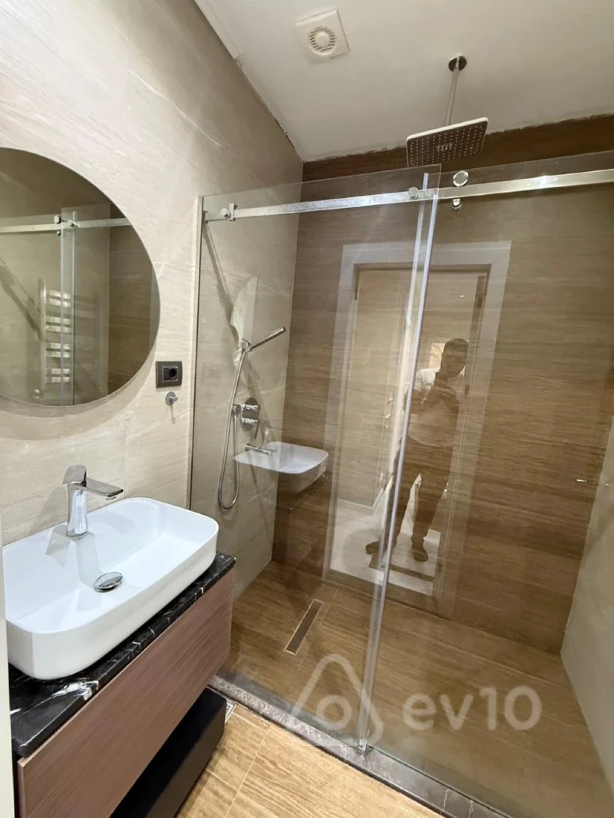 Satılır 4 otaqlı yeni tikili 123 m²