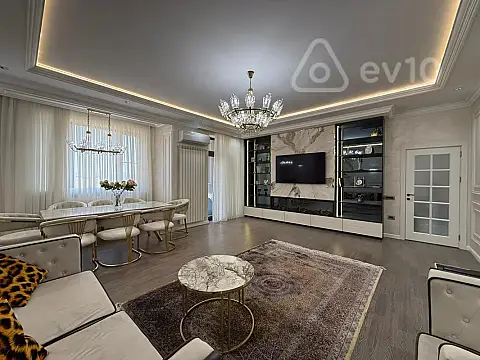 Satılır 4 otaqlı yeni tikili 123 m²