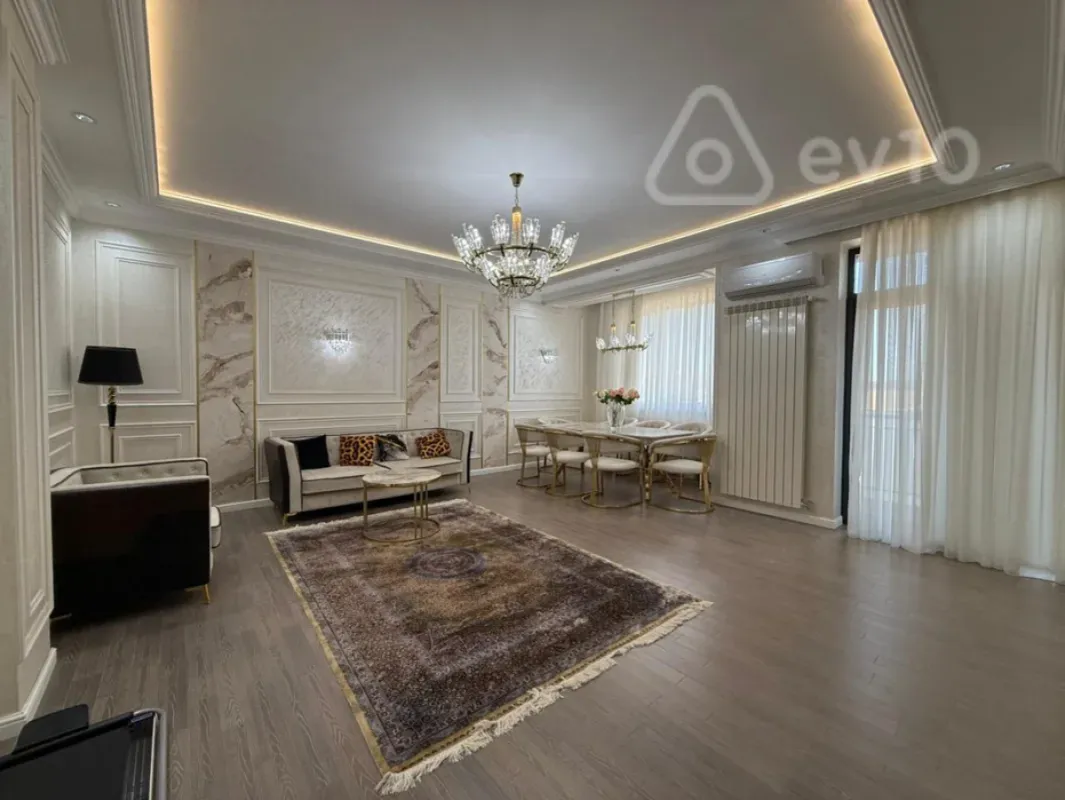 Satılır 4 otaqlı yeni tikili 123 m²