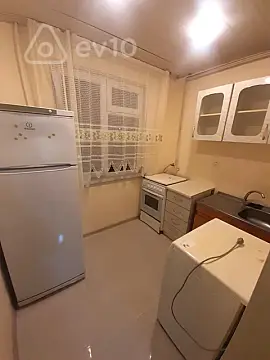 Kirayə verilir 2 otaqlı köhnə tikili 50 m²