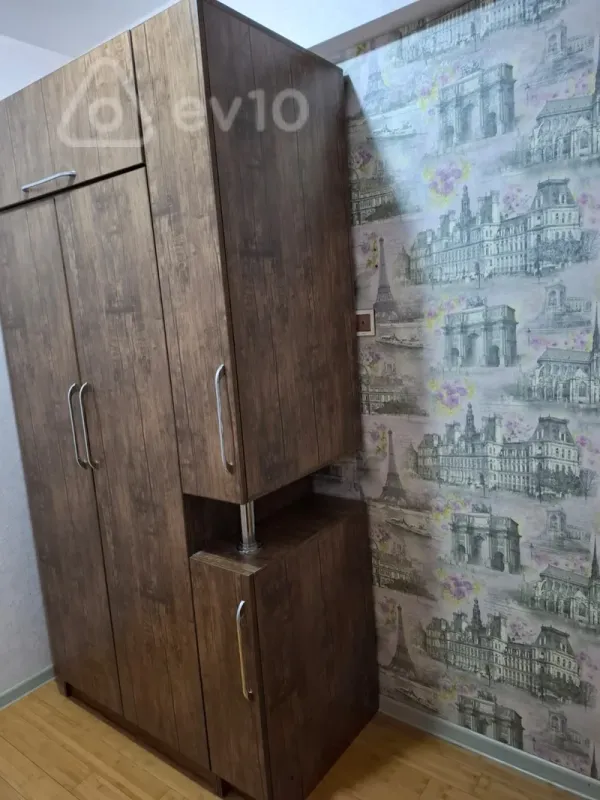 Kirayə verilir 2 otaqlı yeni tikili 70 m²