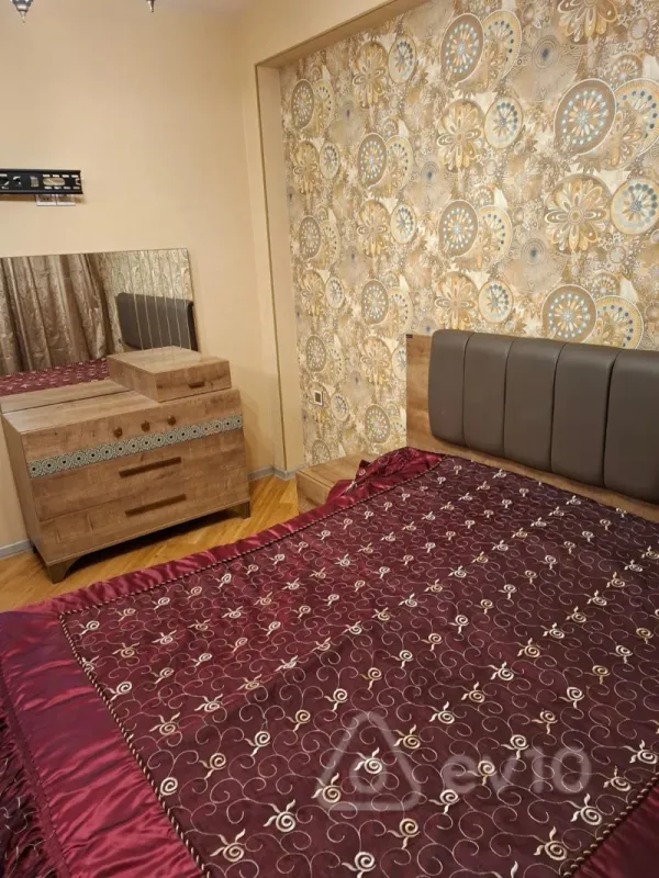 Kirayə verilir 2 otaqlı yeni tikili 70 m²