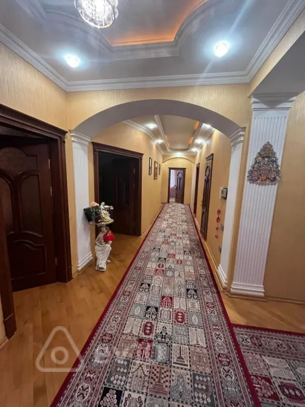 Satılır 5 otaqlı yeni tikili 205 m²
