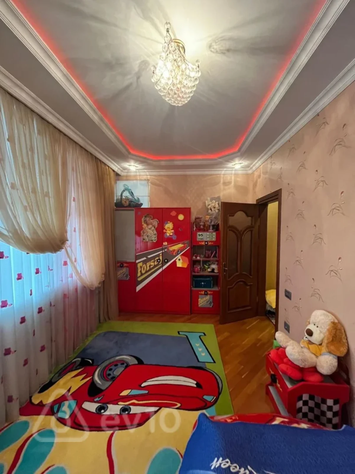 Satılır 5 otaqlı yeni tikili 205 m²