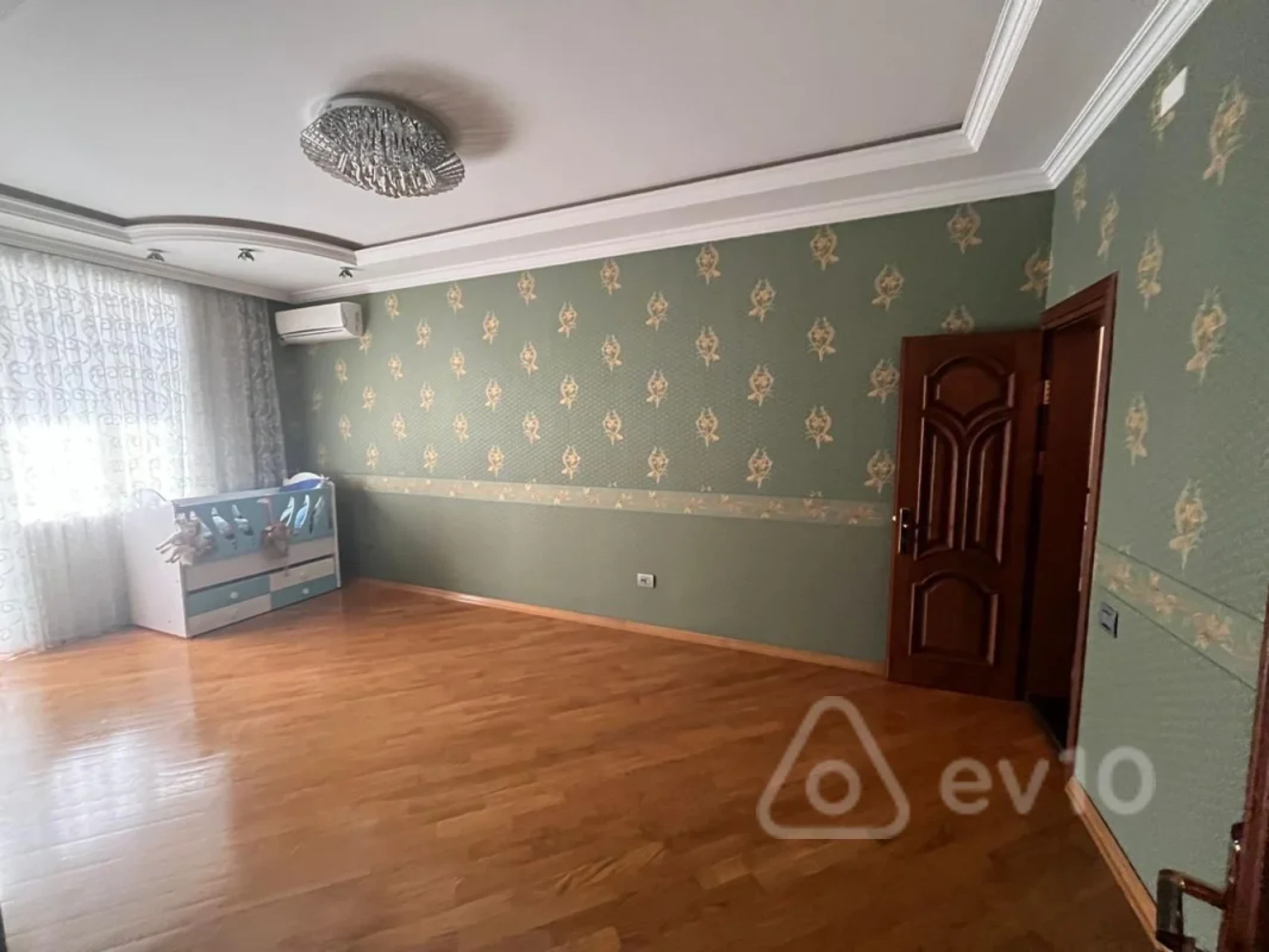 Satılır 5 otaqlı yeni tikili 205 m²