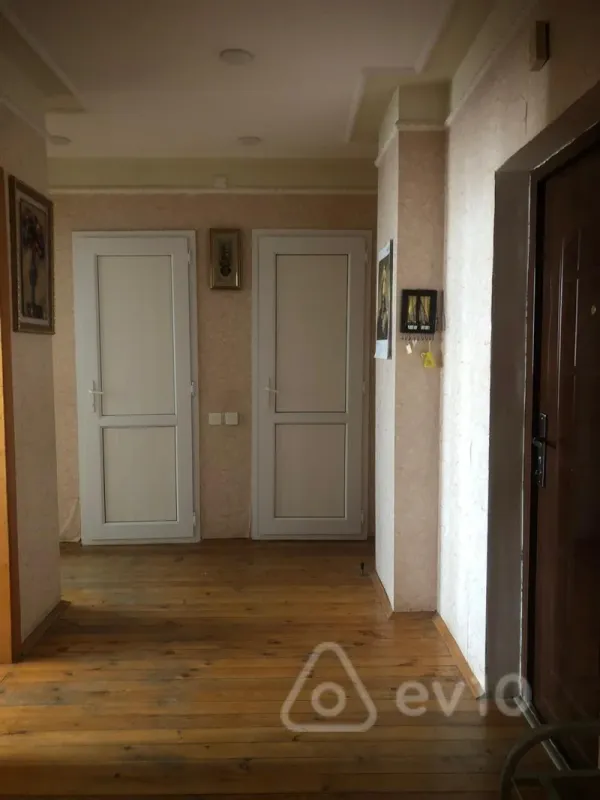 Kirayə verilir 2 otaqlı yeni tikili 62 m²