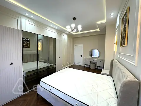 Satılır 3 otaqlı yeni tikili 96 m²