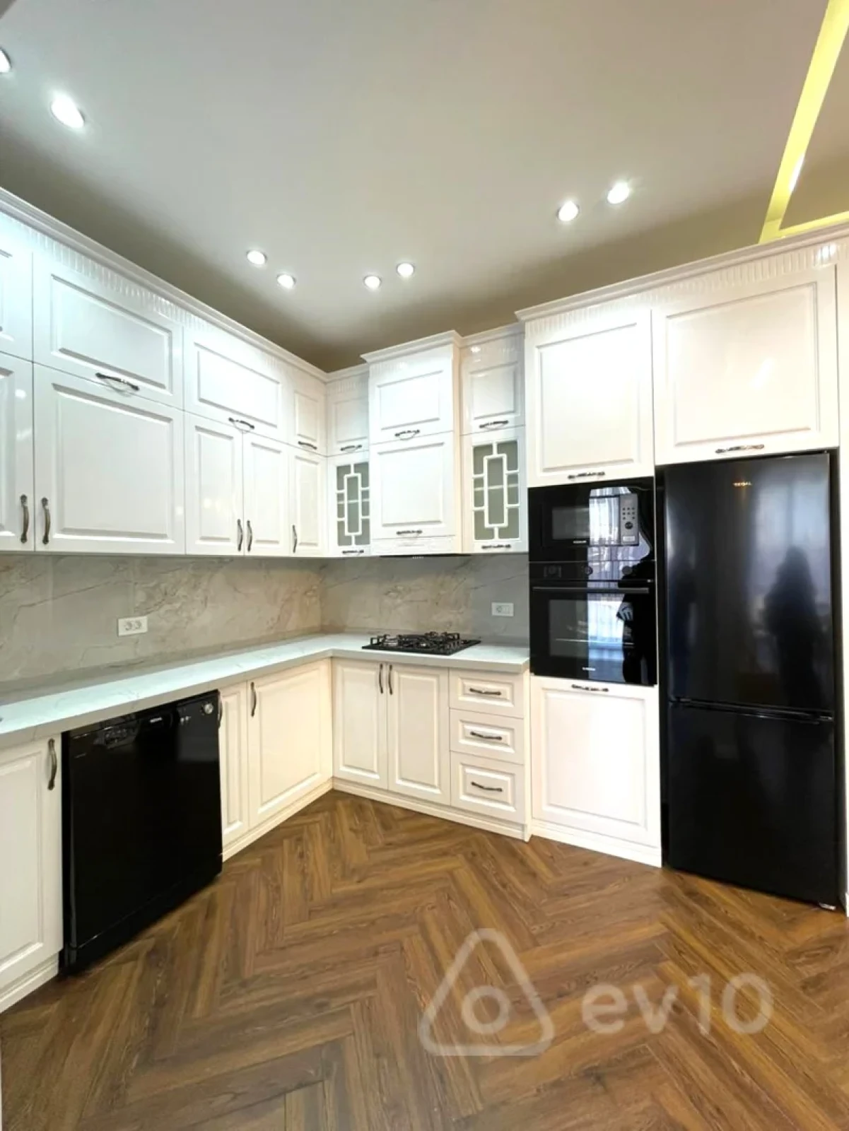 Satılır 3 otaqlı yeni tikili 96 m²