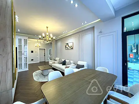 Satılır 3 otaqlı yeni tikili 96 m²
