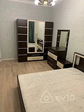 Kirayə verilir 2 otaqlı yeni tikili 61 m²