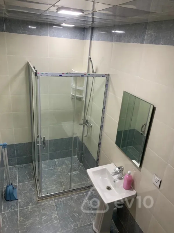 Kirayə verilir 2 otaqlı yeni tikili 61 m²