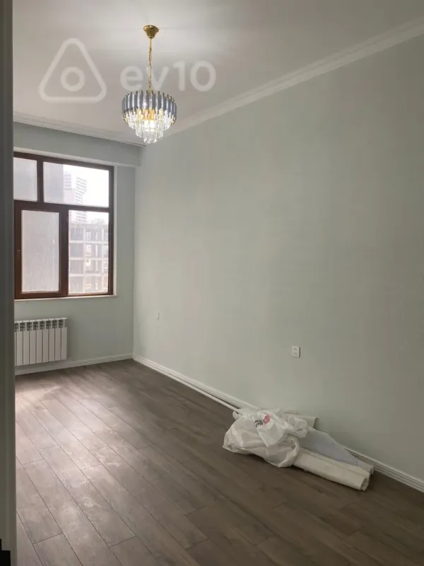 Satılır 2 otaqlı yeni tikili 74 m²