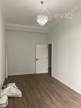 Satılır 2 otaqlı yeni tikili 74 m²
