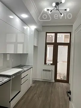 Satılır 2 otaqlı yeni tikili 74 m²
