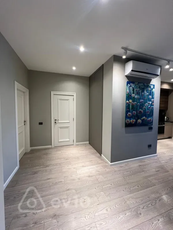 Satılır 3 otaqlı yeni tikili 105 m²