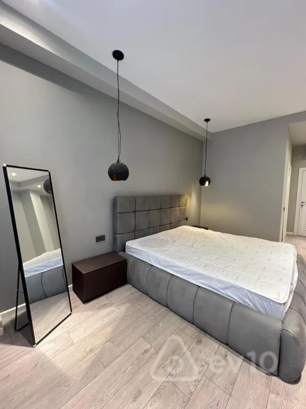 Satılır 3 otaqlı yeni tikili 105 m²