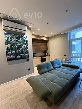 Satılır 3 otaqlı yeni tikili 105 m²