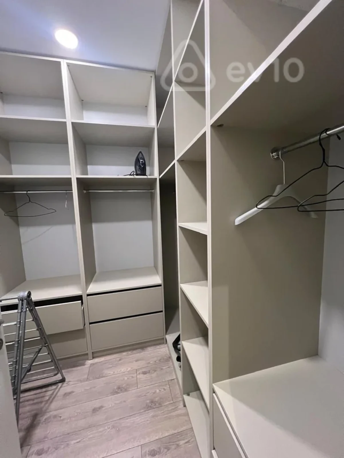 Satılır 3 otaqlı yeni tikili 105 m²