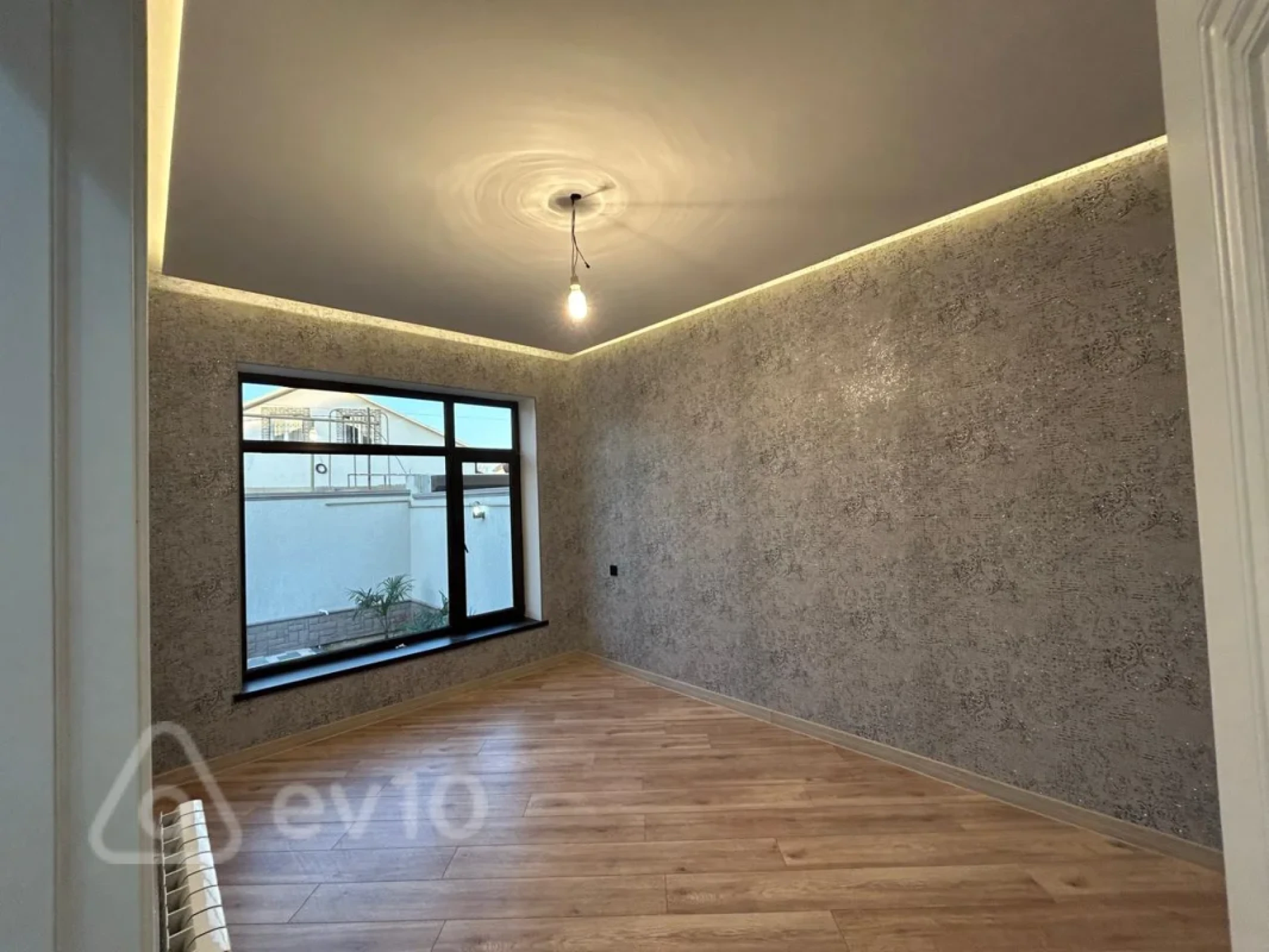Satılır 4 otaqlı həyət evi 120 m²