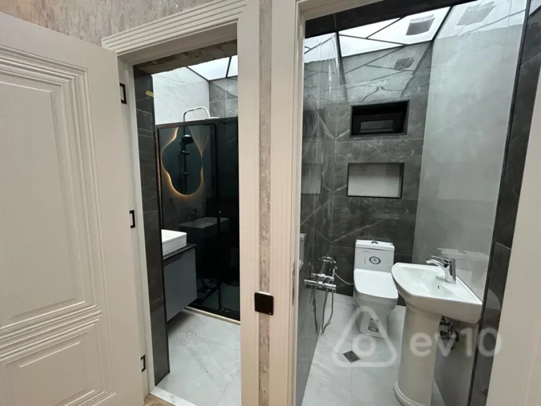 Satılır 4 otaqlı həyət evi 120 m²