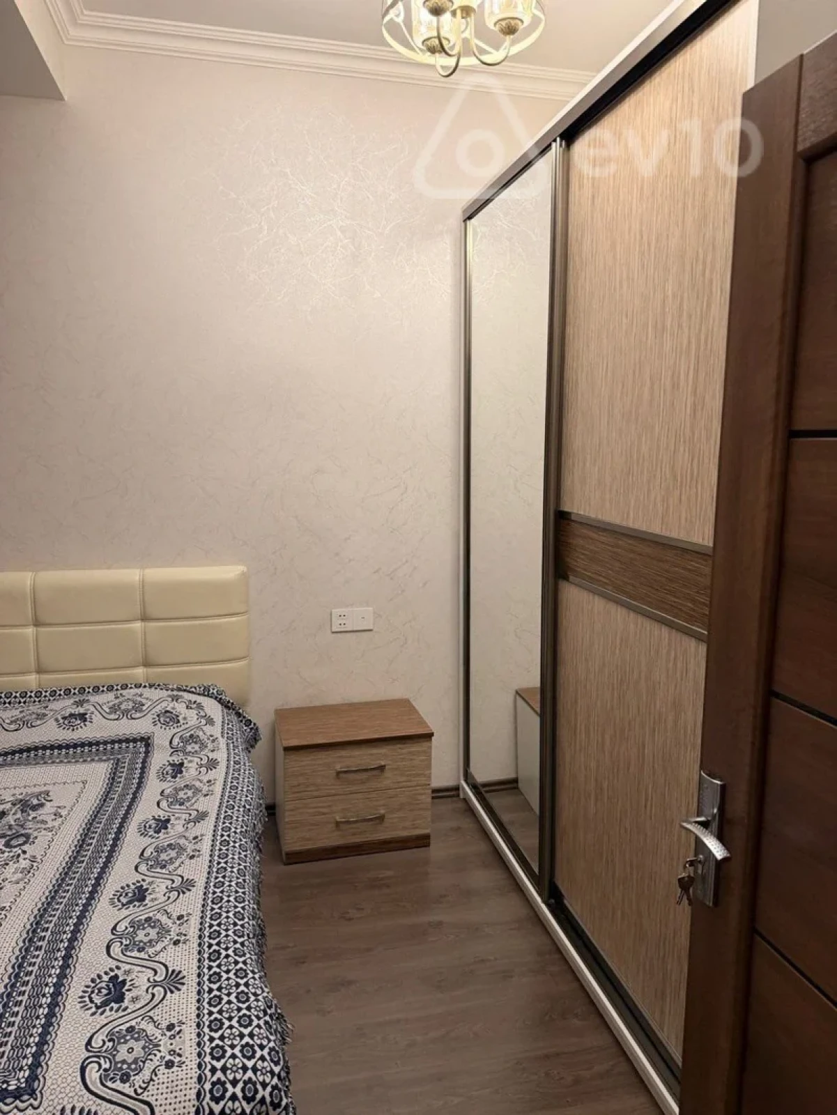 Kirayə verilir 2 otaqlı yeni tikili 65 m²